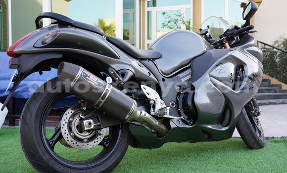 Oofamaa Aermacchi Ala D\Oro Blue Doqdoqqee iti Bomet keessatti Rift Valley keessatti Oofamaa Aermacchi Ala D\Oro Blue Doqdoqqee iti Bomet keessatti Rift Valley keessatti