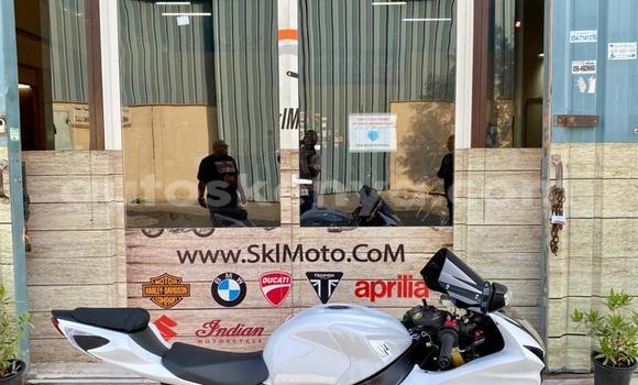 Oofamaa Ajp Galp Blue Doqdoqqee iti Bomet keessatti Rift Valley keessatti Oofamaa Ajp Galp Blue Doqdoqqee iti Bomet keessatti Rift Valley keessatti