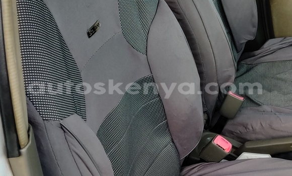 Nunua Ilio tumika Nissan March Nyeupe Gari ndani ya Nairobi nchini Nairobi Nunua Ilio tumika Nissan March Nyeupe Gari ndani ya Nairobi nchini Nairobi
