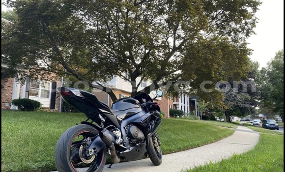 Nunua Ilio tumika Suzuki GSX–R Nyeusi Bike ndani ya Wundanyi nchini Pwani Nunua Ilio tumika Suzuki GSX–R Nyeusi Bike ndani ya Wundanyi nchini Pwani