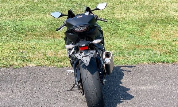 Nunua Ilio tumika Honda CBR 1000 RR Nyeusi Bike ndani ya Mutomo nchini Mashariki Nunua Ilio tumika Honda CBR 1000 RR Nyeusi Bike ndani ya Mutomo nchini Mashariki