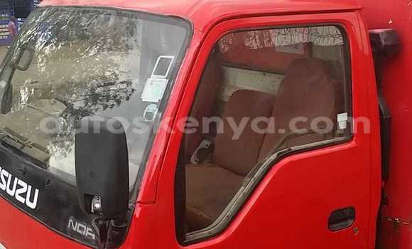 Nunua Ilio tumika Isuzu N–serie Nyekundu Lori ndani ya Nairobi nchini Nairobi
