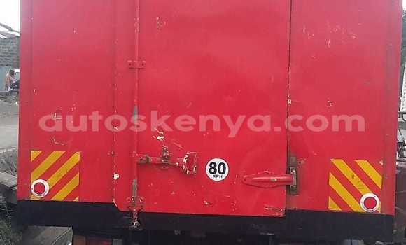 Oofamaa Isuzu N–serie Red Netiree iti Nairobi keessatti Nairobi keessatti Oofamaa Isuzu N–serie Red Netiree iti Nairobi keessatti Nairobi keessatti