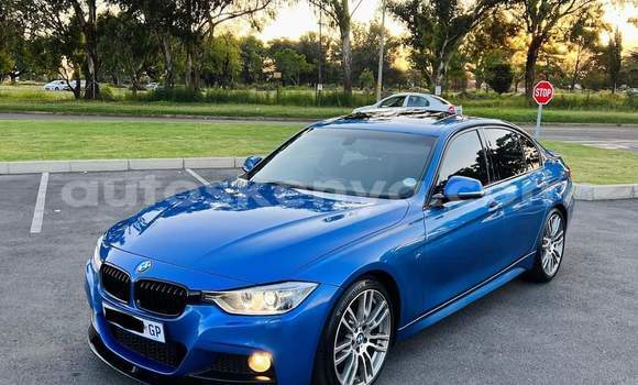 Nunua Ilio tumika BMW 3–Series Bluu Gari ndani ya Bute nchini Kaskazini Mashariki mwa Kenya Nunua Ilio tumika BMW 3–Series Bluu Gari ndani ya Bute nchini Kaskazini Mashariki mwa Kenya