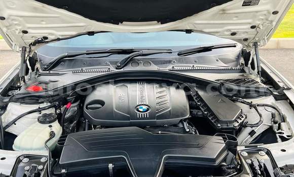 Nunua Ilio tumika BMW 1M Nyeupe Gari ndani ya Chuka nchini Mashariki ya Kenya Nunua Ilio tumika BMW 1M Nyeupe Gari ndani ya Chuka nchini Mashariki ya Kenya