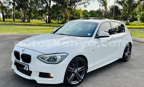 Nunua Ilio tumika BMW 1M Nyeupe Gari ndani ya Chuka nchini Mashariki ya Kenya Nunua Ilio tumika BMW 1M Nyeupe Gari ndani ya Chuka nchini Mashariki ya Kenya