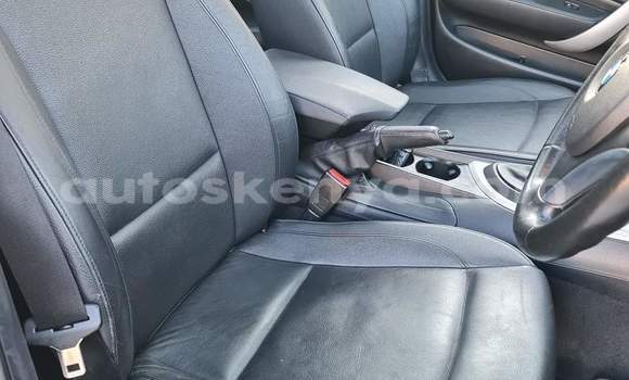 Nunua Ilio tumika BMW 1-Series Bluu Gari ndani ya Garissa nchini Kaskazini Mashariki mwa Kenya Nunua Ilio tumika BMW 1-Series Bluu Gari ndani ya Garissa nchini Kaskazini Mashariki mwa Kenya