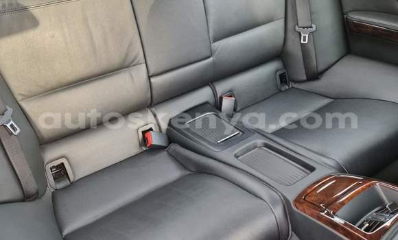 Nunua Ilio tumika BMW 3–Series Fedha Gari ndani ya Gilgil nchini Kati Nunua Ilio tumika BMW 3–Series Fedha Gari ndani ya Gilgil nchini Kati