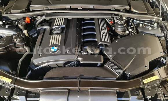 Nunua Ilio tumika BMW 3–Series Fedha Gari ndani ya Gilgil nchini Kati Nunua Ilio tumika BMW 3–Series Fedha Gari ndani ya Gilgil nchini Kati