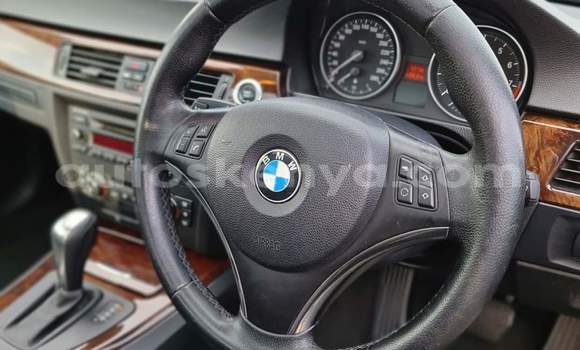 Nunua Ilio tumika BMW 3–Series Fedha Gari ndani ya Gilgil nchini Kati Nunua Ilio tumika BMW 3–Series Fedha Gari ndani ya Gilgil nchini Kati