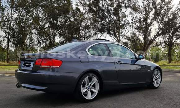 Nunua Ilio tumika BMW 3–Series Fedha Gari ndani ya Gilgil nchini Kati Nunua Ilio tumika BMW 3–Series Fedha Gari ndani ya Gilgil nchini Kati