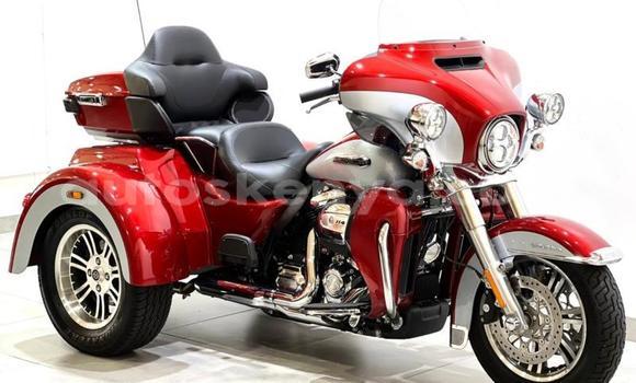 Oofamaa Harley Davidson Sport Glide Red Doqdoqqee iti Kandara keessatti Nairobi keessatti