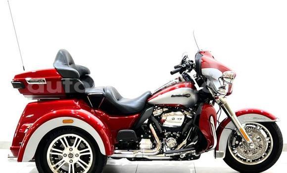 Nunua Ilio tumika Harley Davidson Sport Glide Nyekundu Bike ndani ya Kandara nchini Nairobi Nunua Ilio tumika Harley Davidson Sport Glide Nyekundu Bike ndani ya Kandara nchini Nairobi