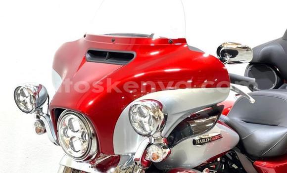 Nunua Ilio tumika Harley Davidson Sport Glide Nyekundu Bike ndani ya Kandara nchini Nairobi Nunua Ilio tumika Harley Davidson Sport Glide Nyekundu Bike ndani ya Kandara nchini Nairobi