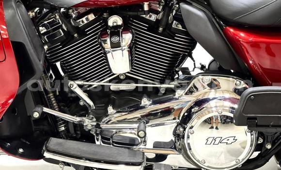 Nunua Ilio tumika Harley Davidson Sport Glide Nyekundu Bike ndani ya Kandara nchini Nairobi Nunua Ilio tumika Harley Davidson Sport Glide Nyekundu Bike ndani ya Kandara nchini Nairobi