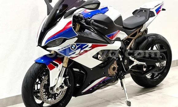 Nunua Ilio tumika BMW S 1000 Nyingine Bike ndani ya Mombasa nchini Kenya ya Pwani Nunua Ilio tumika BMW S 1000 Nyingine Bike ndani ya Mombasa nchini Kenya ya Pwani