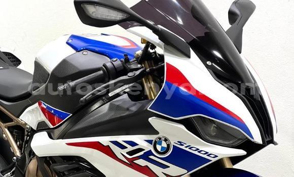 Nunua Ilio tumika BMW S 1000 Nyingine Bike ndani ya Mombasa nchini Kenya ya Pwani Nunua Ilio tumika BMW S 1000 Nyingine Bike ndani ya Mombasa nchini Kenya ya Pwani