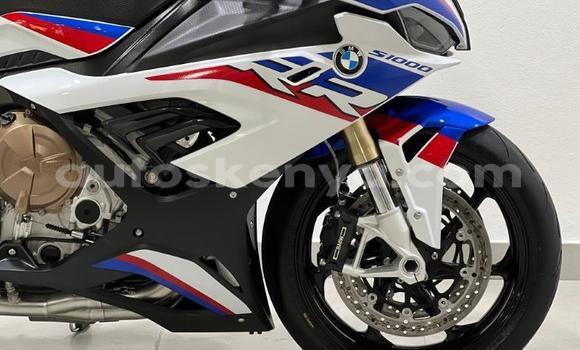 Nunua Ilio tumika BMW S 1000 Nyingine Bike ndani ya Mombasa nchini Kenya ya Pwani Nunua Ilio tumika BMW S 1000 Nyingine Bike ndani ya Mombasa nchini Kenya ya Pwani