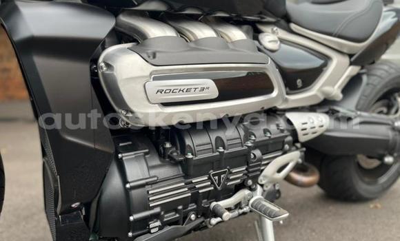 Nunua Ilio tumika Triumph Rocket III Nyeusi Bike ndani ya Nairobi nchini Nairobi Nunua Ilio tumika Triumph Rocket III Nyeusi Bike ndani ya Nairobi nchini Nairobi