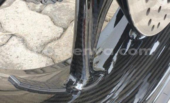 Nunua Ilio tumika BMW S 1000 Nyingine Bike ndani ya Bungoma nchini West Kenya Nunua Ilio tumika BMW S 1000 Nyingine Bike ndani ya Bungoma nchini West Kenya