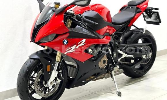 Nunua Ilio tumika BMW S 1000 Nyekundu Bike ndani ya Mombasa nchini Kenya ya Pwani Nunua Ilio tumika BMW S 1000 Nyekundu Bike ndani ya Mombasa nchini Kenya ya Pwani