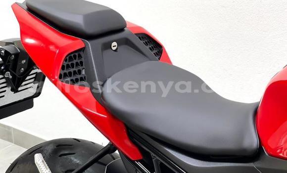 Nunua Ilio tumika BMW S 1000 Nyekundu Bike ndani ya Mombasa nchini Kenya ya Pwani Nunua Ilio tumika BMW S 1000 Nyekundu Bike ndani ya Mombasa nchini Kenya ya Pwani