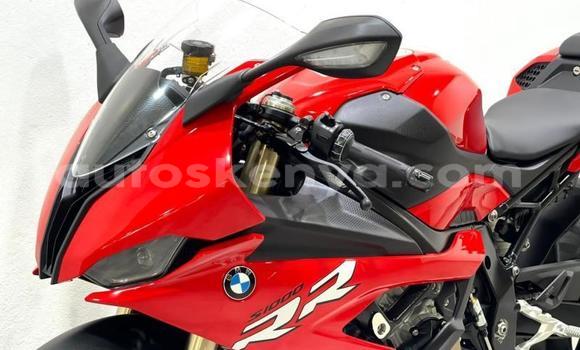 Nunua Ilio tumika BMW S 1000 Nyekundu Bike ndani ya Mombasa nchini Kenya ya Pwani Nunua Ilio tumika BMW S 1000 Nyekundu Bike ndani ya Mombasa nchini Kenya ya Pwani
