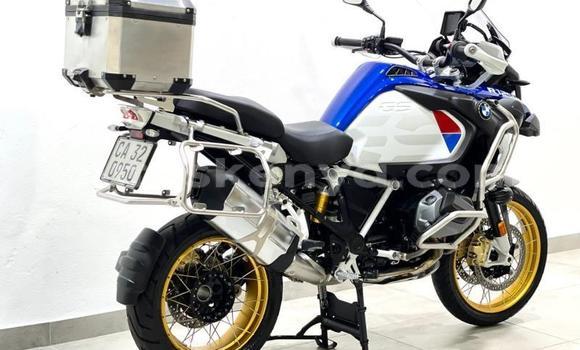 Oofamaa BMW R1200GS Adventure Other Doqdoqqee iti Changamwe keessatti Coast keessatti Oofamaa BMW R1200GS Adventure Other Doqdoqqee iti Changamwe keessatti Coast keessatti