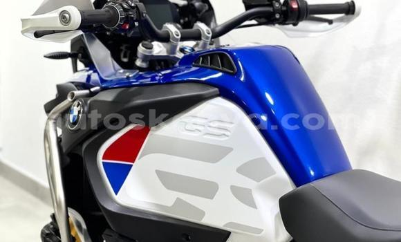 Oofamaa BMW R1200GS Adventure Other Doqdoqqee iti Changamwe keessatti Coast keessatti Oofamaa BMW R1200GS Adventure Other Doqdoqqee iti Changamwe keessatti Coast keessatti