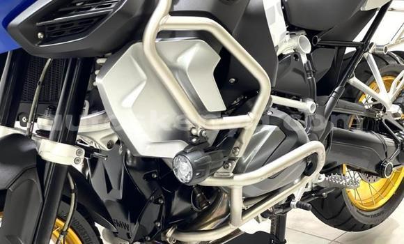 Oofamaa BMW R1200GS Adventure Other Doqdoqqee iti Changamwe keessatti Coast keessatti Oofamaa BMW R1200GS Adventure Other Doqdoqqee iti Changamwe keessatti Coast keessatti