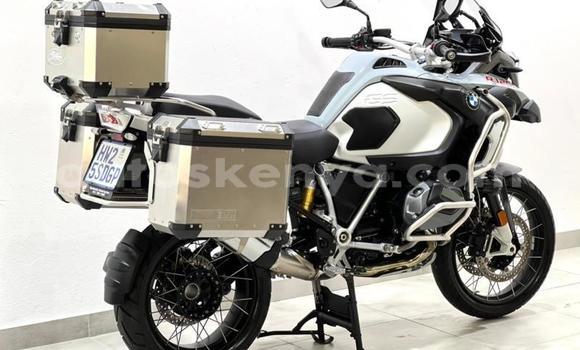 Nunua Ilio tumika BMW R1200GS Adventure Nyeusi Bike ndani ya Nairobi nchini Nairobi Nunua Ilio tumika BMW R1200GS Adventure Nyeusi Bike ndani ya Nairobi nchini Nairobi
