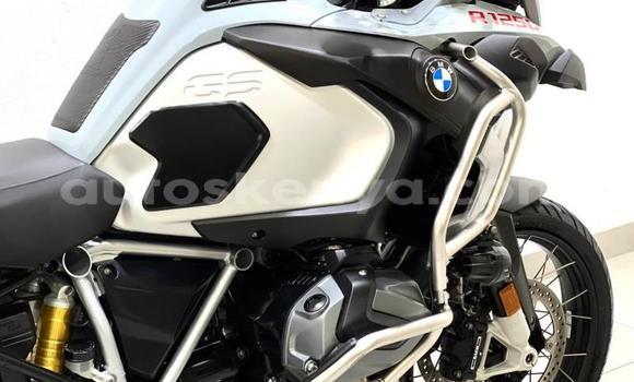 Nunua Ilio tumika BMW R1200GS Adventure Nyeusi Bike ndani ya Nairobi nchini Nairobi Nunua Ilio tumika BMW R1200GS Adventure Nyeusi Bike ndani ya Nairobi nchini Nairobi