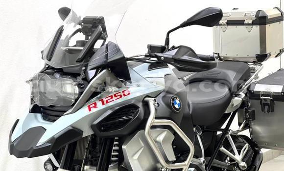 Nunua Ilio tumika BMW R1200GS Adventure Nyeusi Bike ndani ya Nairobi nchini Nairobi Nunua Ilio tumika BMW R1200GS Adventure Nyeusi Bike ndani ya Nairobi nchini Nairobi