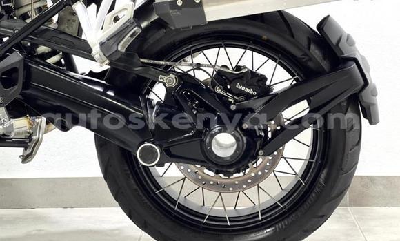 Nunua Ilio tumika BMW R1200GS Adventure Nyeusi Bike ndani ya Nairobi nchini Nairobi Nunua Ilio tumika BMW R1200GS Adventure Nyeusi Bike ndani ya Nairobi nchini Nairobi