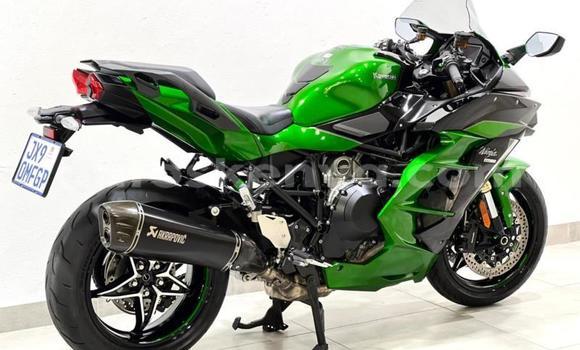 Nunua Ilio tumika Kawasaki H Kijani Bike ndani ya Nairobi nchini Nairobi Nunua Ilio tumika Kawasaki H Kijani Bike ndani ya Nairobi nchini Nairobi