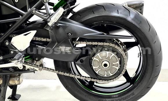 Nunua Ilio tumika Kawasaki H Kijani Bike ndani ya Nairobi nchini Nairobi Nunua Ilio tumika Kawasaki H Kijani Bike ndani ya Nairobi nchini Nairobi