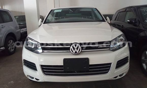 Buy Used Volkswagen Touareg White Car in Mombasa in Coastal Kenya Buy Used Volkswagen Touareg White Car in Mombasa in Coastal Kenya