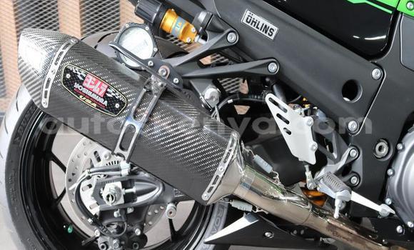 Nunua Ilio tumika Kawasaki ZZR Nyingine Bike ndani ya Mombasa nchini Kenya ya Pwani Nunua Ilio tumika Kawasaki ZZR Nyingine Bike ndani ya Mombasa nchini Kenya ya Pwani