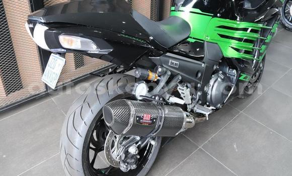 Nunua Ilio tumika Kawasaki ZZR Nyingine Bike ndani ya Mombasa nchini Kenya ya Pwani Nunua Ilio tumika Kawasaki ZZR Nyingine Bike ndani ya Mombasa nchini Kenya ya Pwani