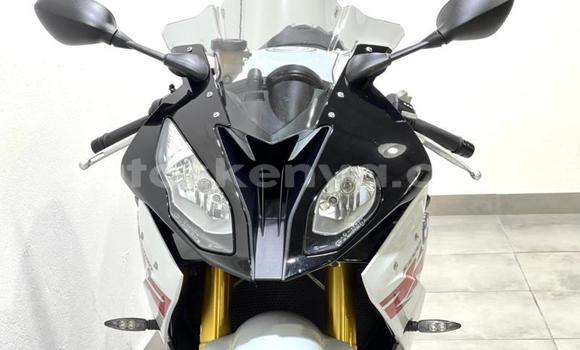 Nunua Ilio tumika BMW S 1000 Nyingine Bike ndani ya Changamwe nchini Pwani Nunua Ilio tumika BMW S 1000 Nyingine Bike ndani ya Changamwe nchini Pwani