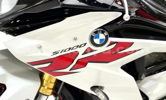 Nunua Ilio tumika BMW S 1000 Nyingine Bike ndani ya Changamwe nchini Pwani Nunua Ilio tumika BMW S 1000 Nyingine Bike ndani ya Changamwe nchini Pwani