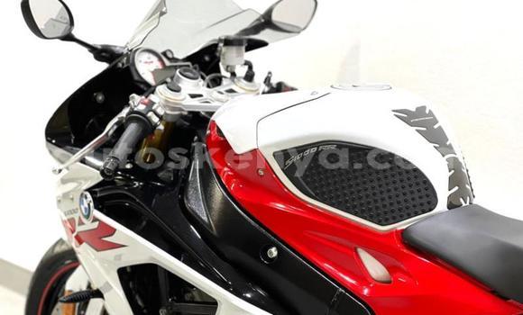 Nunua Ilio tumika BMW S 1000 Nyingine Bike ndani ya Changamwe nchini Pwani Nunua Ilio tumika BMW S 1000 Nyingine Bike ndani ya Changamwe nchini Pwani