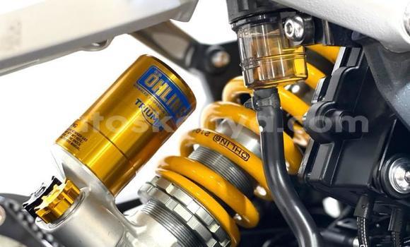 Nunua Ilio tumika Triumph Speed Triple Nyeusi Bike ndani ya Nairobi nchini Nairobi Nunua Ilio tumika Triumph Speed Triple Nyeusi Bike ndani ya Nairobi nchini Nairobi