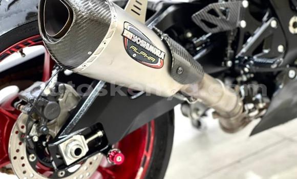 Nunua Ilio tumika Suzuki GSX–R Nyingine Bike ndani ya Nairobi nchini Nairobi Nunua Ilio tumika Suzuki GSX–R Nyingine Bike ndani ya Nairobi nchini Nairobi