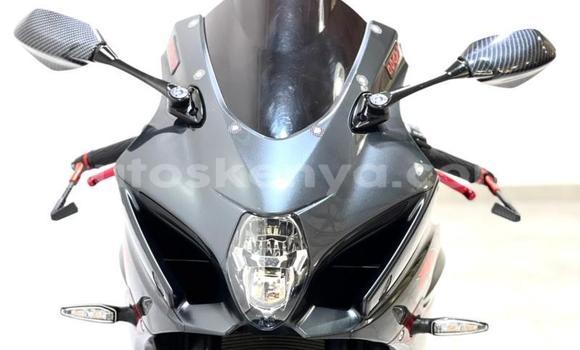Nunua Ilio tumika Suzuki GSX–R Nyingine Bike ndani ya Nairobi nchini Nairobi Nunua Ilio tumika Suzuki GSX–R Nyingine Bike ndani ya Nairobi nchini Nairobi