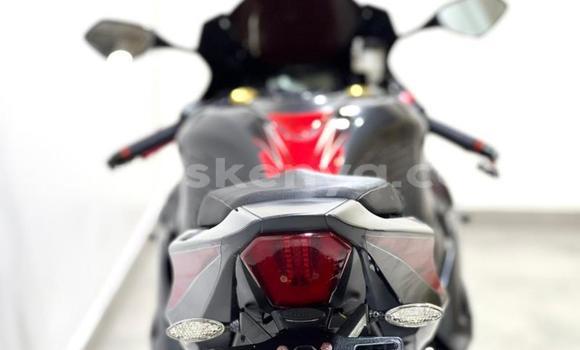 Nunua Ilio tumika Suzuki GSX–R Nyingine Bike ndani ya Nairobi nchini Nairobi Nunua Ilio tumika Suzuki GSX–R Nyingine Bike ndani ya Nairobi nchini Nairobi