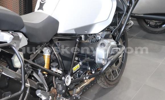 Nunua Ilio tumika BMW R1200GS Adventure Nyingine Bike ndani ya Nairobi nchini Nairobi Nunua Ilio tumika BMW R1200GS Adventure Nyingine Bike ndani ya Nairobi nchini Nairobi
