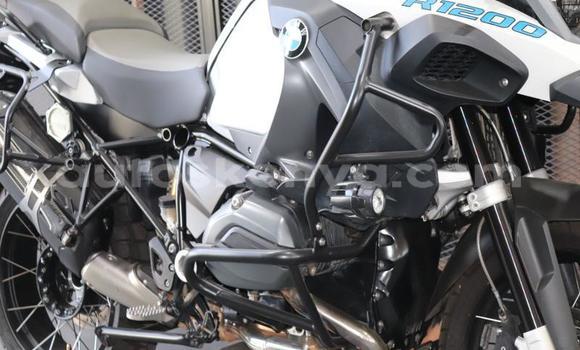 Nunua Ilio tumika BMW R1200GS Adventure Nyingine Bike ndani ya Nairobi nchini Nairobi Nunua Ilio tumika BMW R1200GS Adventure Nyingine Bike ndani ya Nairobi nchini Nairobi