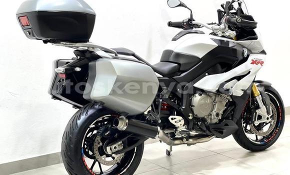 Nunua Ilio tumika BMW S 1000 Nyingine Bike ndani ya Mombasa nchini Kenya ya Pwani Nunua Ilio tumika BMW S 1000 Nyingine Bike ndani ya Mombasa nchini Kenya ya Pwani