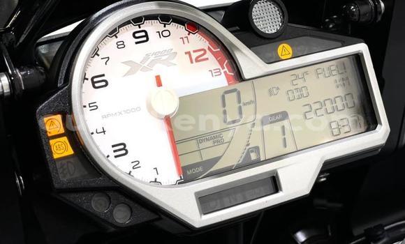 Nunua Ilio tumika BMW S 1000 Nyingine Bike ndani ya Mombasa nchini Kenya ya Pwani Nunua Ilio tumika BMW S 1000 Nyingine Bike ndani ya Mombasa nchini Kenya ya Pwani